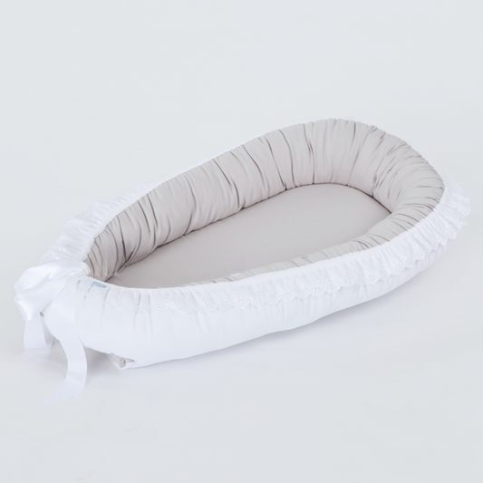 Lille Babynest | Babygrått og hvitt babynest